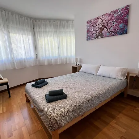 Apartment Bright In Maragall Barcelona