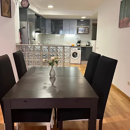 Bright In Maragall Apartment Barcelona