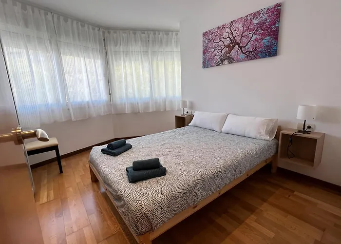 Apartment Bright In Maragall Barcelona